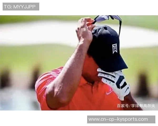 探索软钉足球鞋的优势与选择技巧助你提升球场表现和舒适度